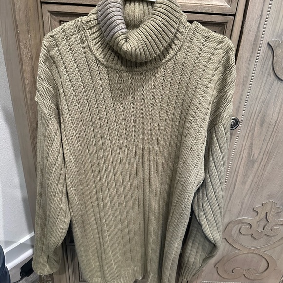 3 piece set; turtleneck sweater, beanie, & scarf. Men, XL, Tan (big and tall) - Picture 3 of 8